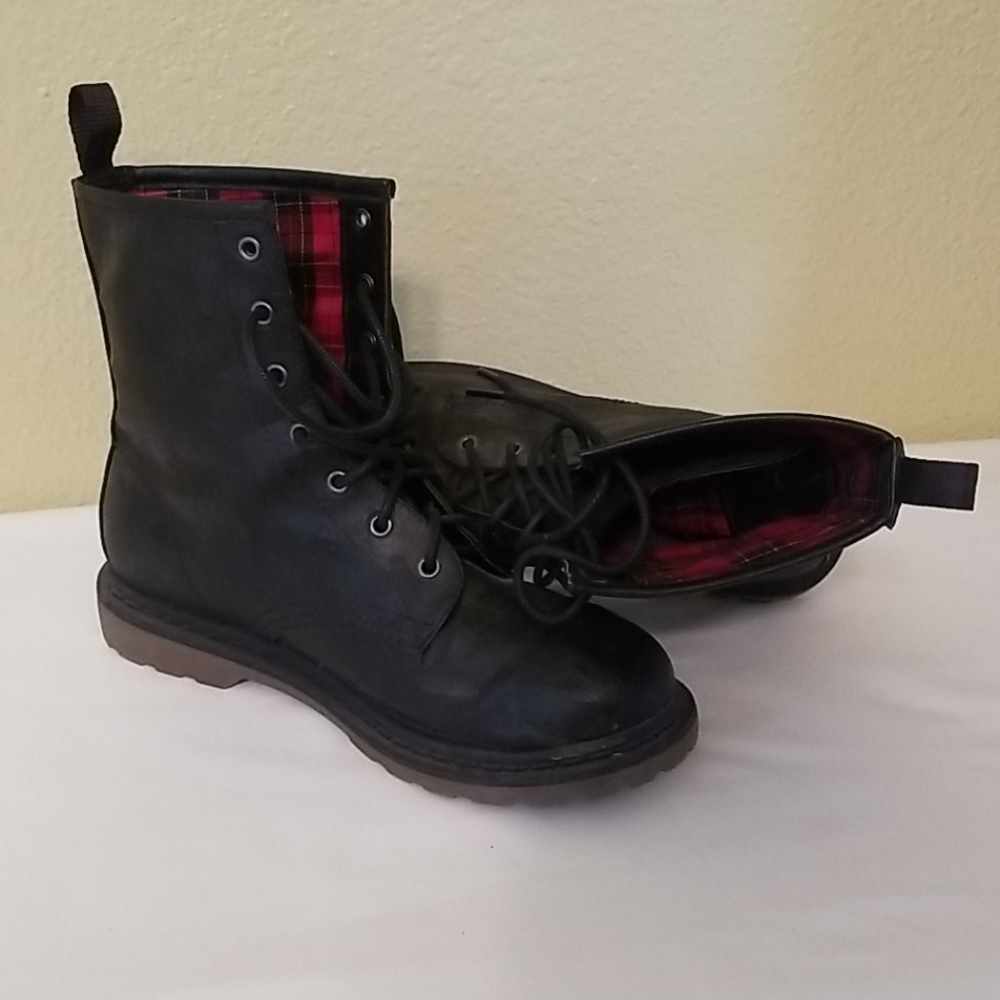 Womens boots